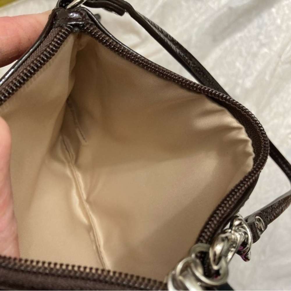 Coach brown patent leather wristlet bag - Picture 5 of 5